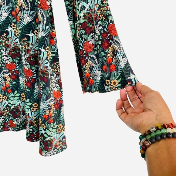 Zara Basic Floral Jersey Knit Bell Sleeve Dress size XS - Picture 4 of 11